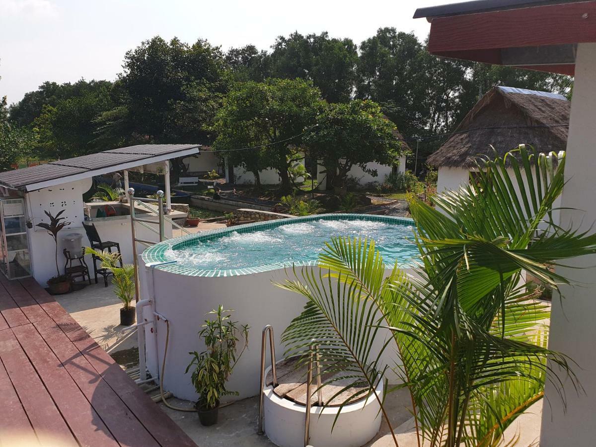 Bohemiaz Resort And Spa Kampot Dış mekan fotoğraf